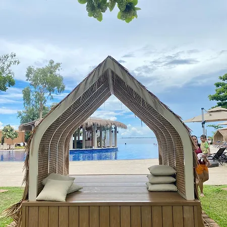 1Bedroom Condo Staycation 10-15Mins At Airport